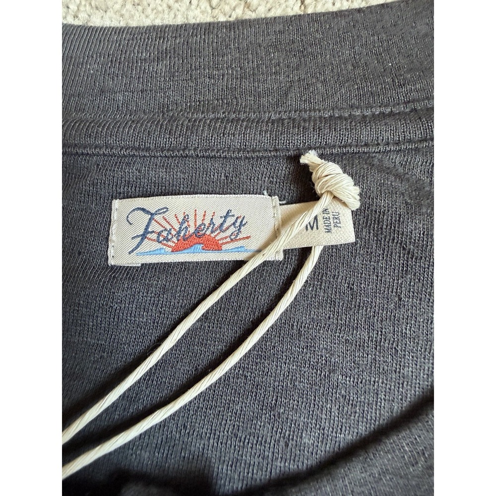 Faherty Cloud Henley Washed Black Medium NWT MSRP $98 - Picture 5 of 10